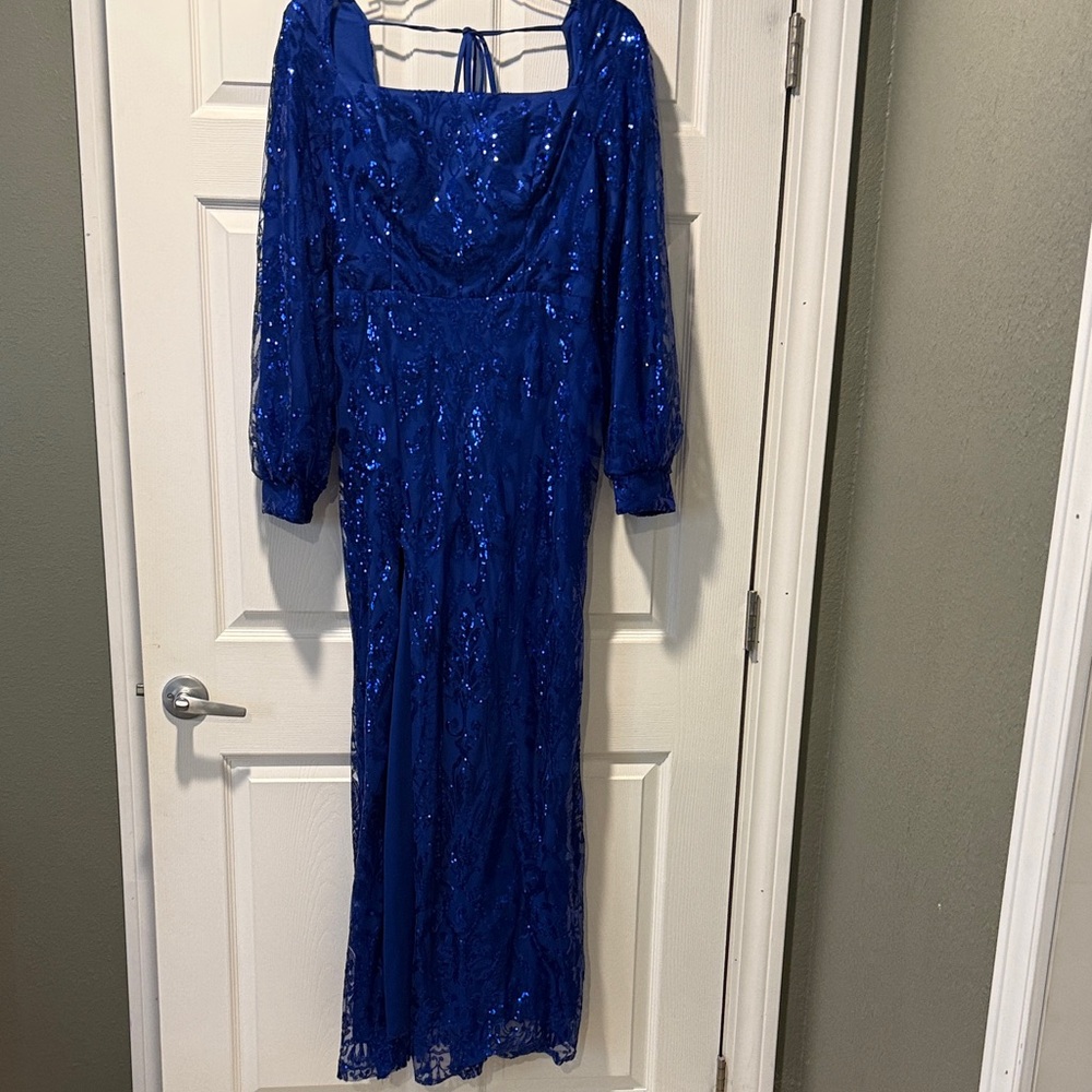 Elegant Long Sleeved Blue Sequin Dress with front slit